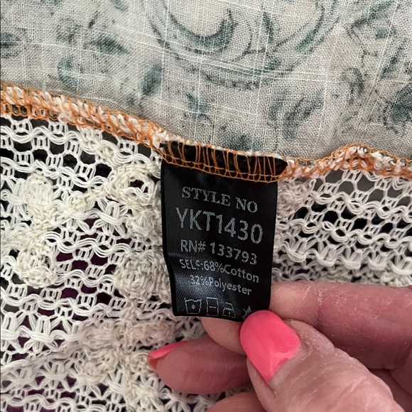 POL Vibrant Orange and Multicolor Floral Top NWOT Size Large - Picture 8 of 9